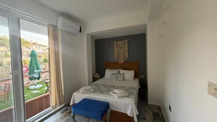 Çift Kişilik, Bahçe Manzaralı, Bahçe Katı