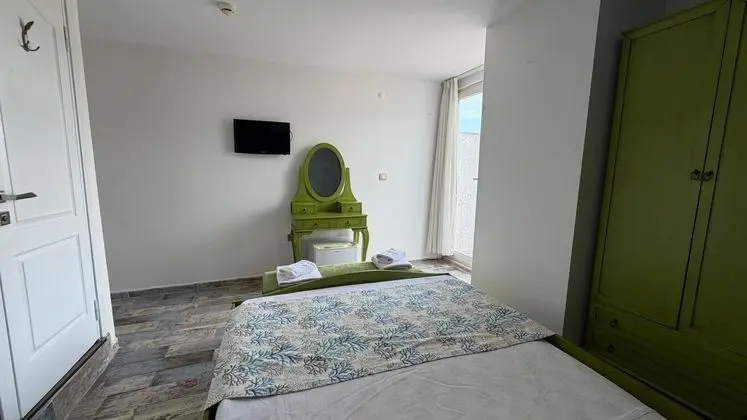 Deniz Manzaralı Oda, Deniz Manzaralı