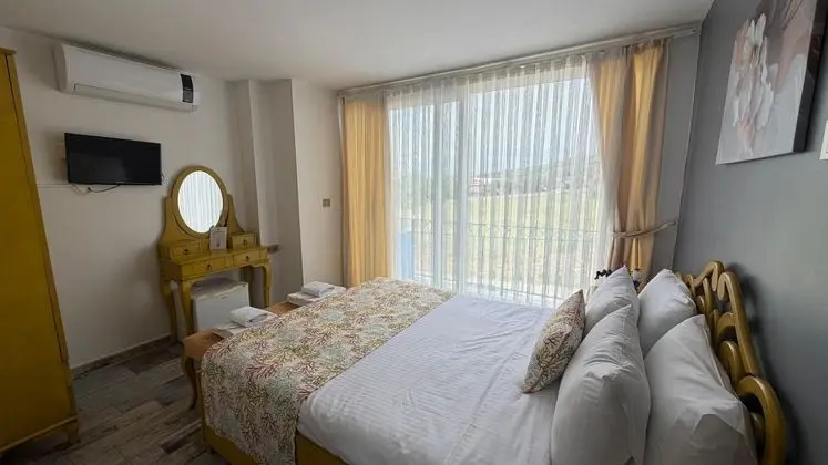 Deniz Manzaralı Oda, Deniz Manzaralı