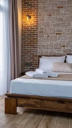 Deluxe Custom Deniz Manzaralı Şömineli Ooda
