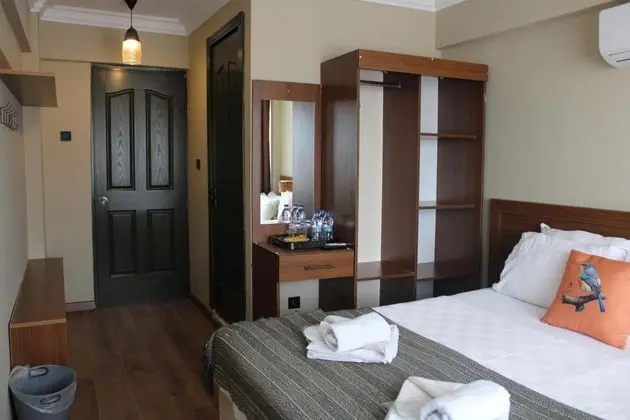 Triple,Kısmi Deniz Manzaralı,Balkonlu