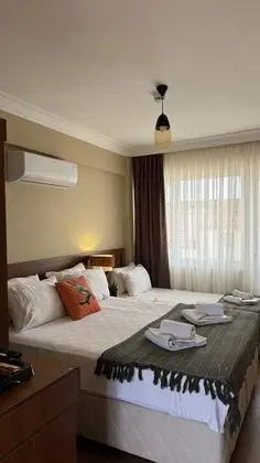 Triple,Kısmi Deniz Manzaralı,Balkonlu