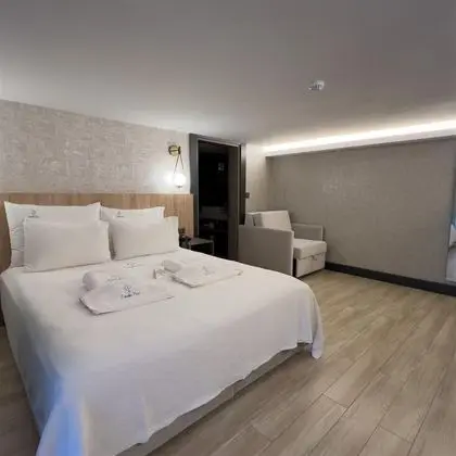 Standart Garden Room, Bahçe Manzaralı, Balkonlu