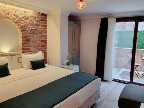 Standart Oda, Bahçe Manzaralı