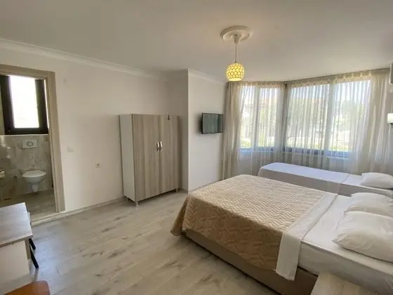 Standart Üç Kişilik Oda