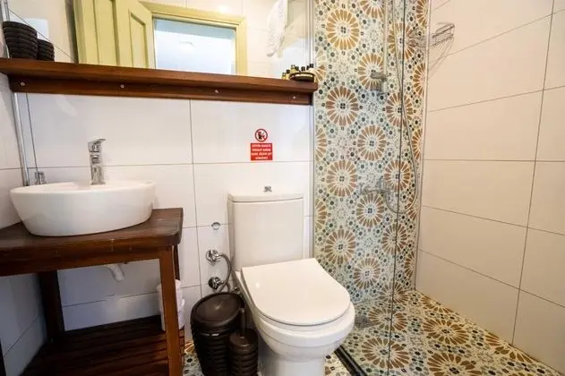 Comfort Aile Odası - İki Yatak Odalı, Kara Manzaralı