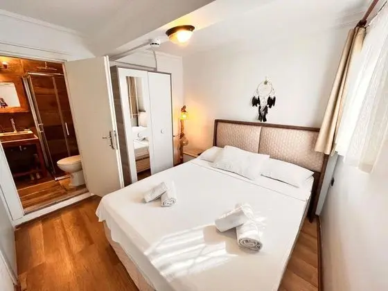 Comfort Oda, Kara Manzaralı