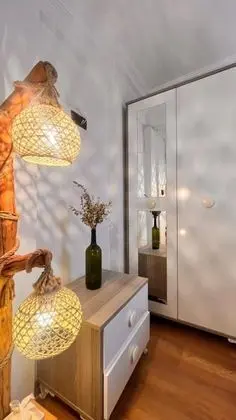 Comfort Oda, Kara Manzaralı