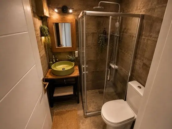 Comfort Oda, Kara Manzaralı