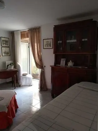 Dört Kişilik Oda, Ortak Banyo