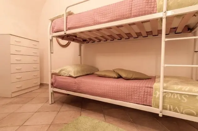 Apart Daire, 2 Yatak Odası, Sigara İçilmez