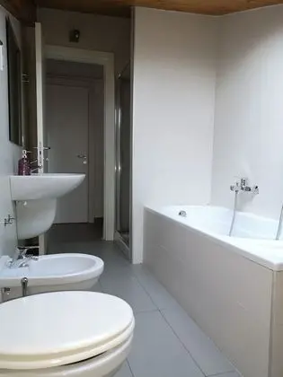 Family Oda (Private External Bathroom)