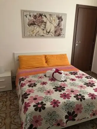 Tek Büyük veya İki Ayrı Yataklı Oda, 1 Yatak Odası, Sigara İçilebilir, Banyolu/Duşlu