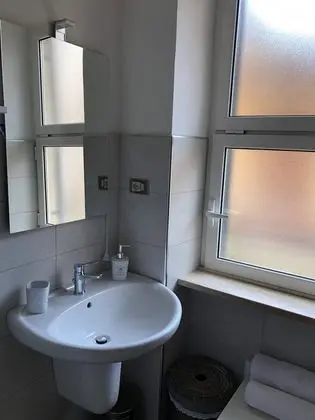 Tek Büyük veya İki Ayrı Yataklı Oda, 1 Yatak Odası, Sigara İçilebilir, Banyolu/Duşlu