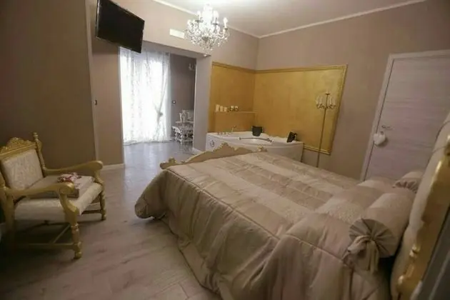 Tek Büyük Yataklı Oda (Romantica)