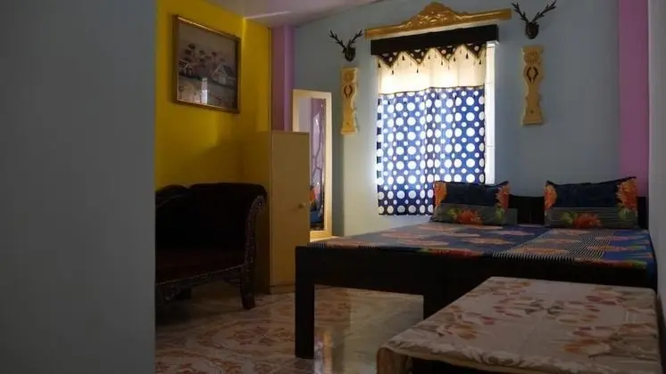 Standard Tek Büyük Yataklı Oda