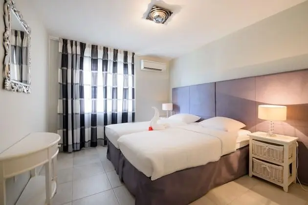 Deluxe Apartment, 2 Bedrooms, Ocean View - Ocean Breeze