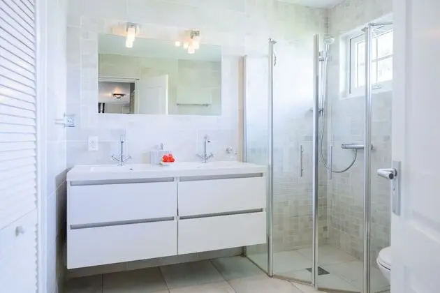 Deluxe Apartment, 2 Bedrooms, Ocean View - Ocean Breeze