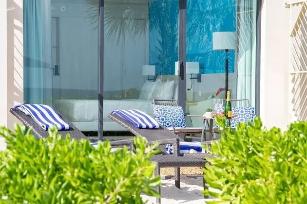 Oda, 1 En Büyük (King) Boy Yatak, Balkon, Okyanusa Sıfır