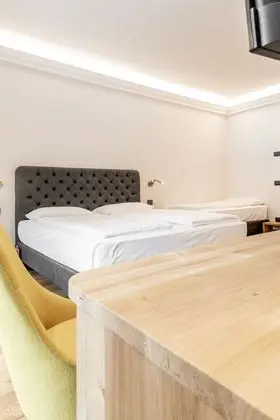 Deluxe Üç Kişilik Oda