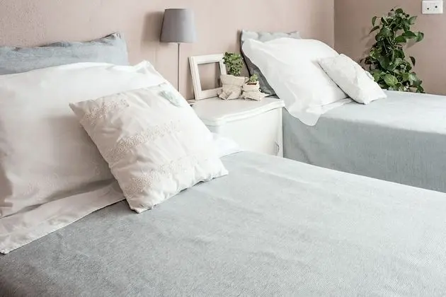 Comfort Dört Kişilik Oda, 2 Yatak Odası, Bağlantılı Odalar, Bahçeli