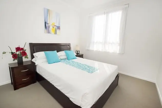 Apart Daire, 2 Yatak Odası, Marina Manzaralı