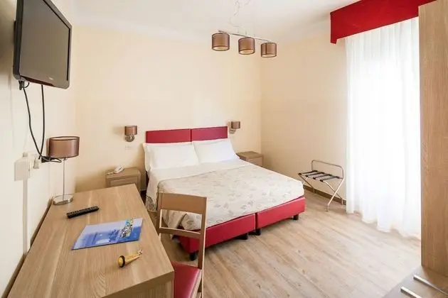 Comfort Tek Büyük veya İki Ayrı Yataklı Oda, Balkon