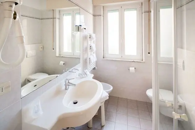 Comfort Tek Büyük veya İki Ayrı Yataklı Oda, Balkon