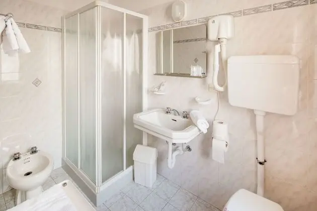 Comfort Üç Kişilik Oda, Balkon