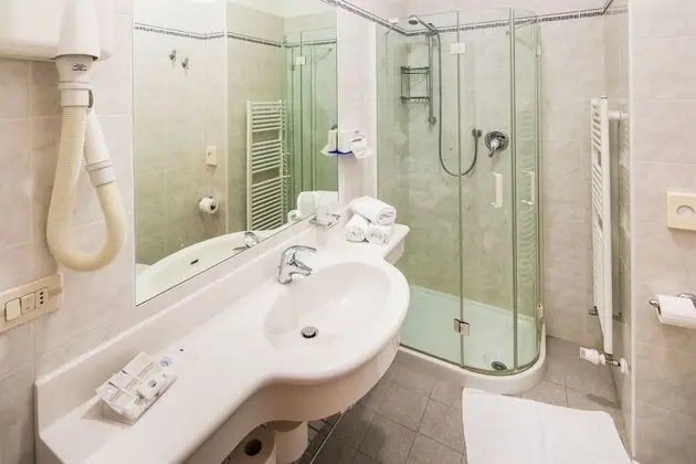 Comfort Üç Kişilik Oda, Balkon