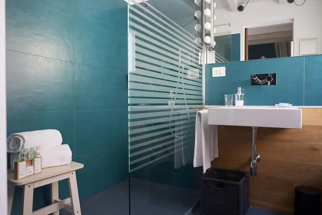 Comfort Tek Büyük Yataklı Oda, 1 Çift Kişilik Yatak