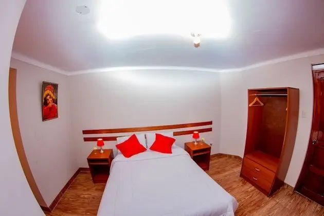 Tek Büyük Yataklı Oda, 2 Tek Kişilik Yatak