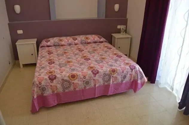 Dört Kişilik Oda (Camera 2)