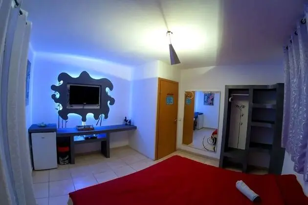 Economy Tek Büyük Yataklı Oda, Ortak Banyo, Bahçe Manzaralı