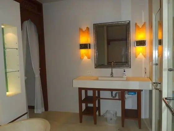 Deluxe Room with Ocean View