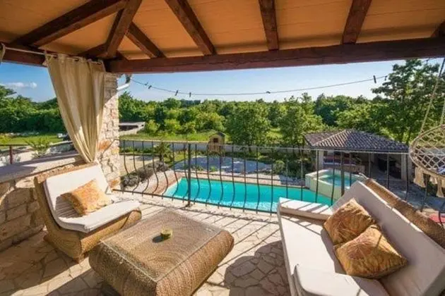 Ev (Cvit - open pool - H(8))