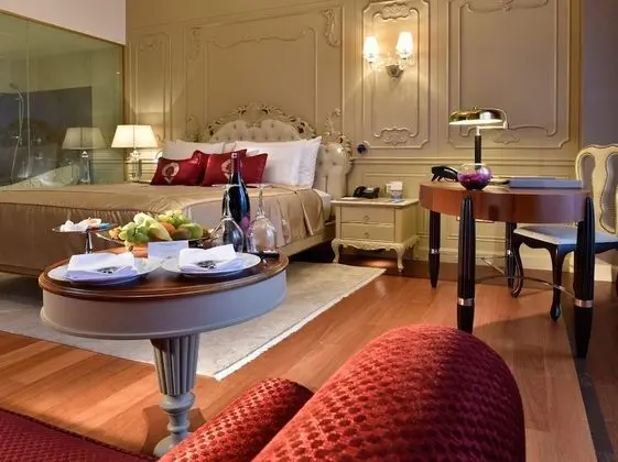 Deluxe Room with City View