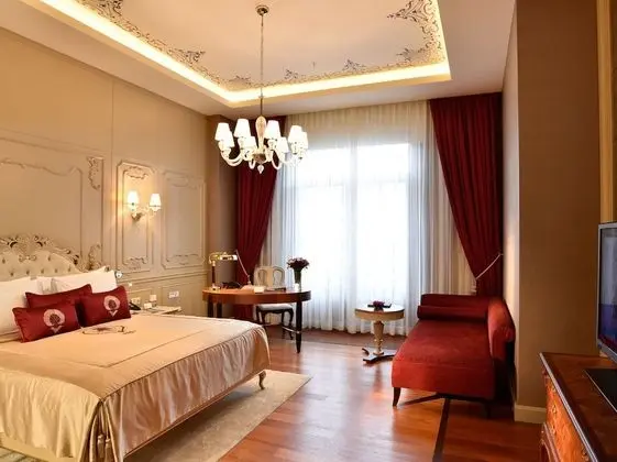 Deluxe Room with City View