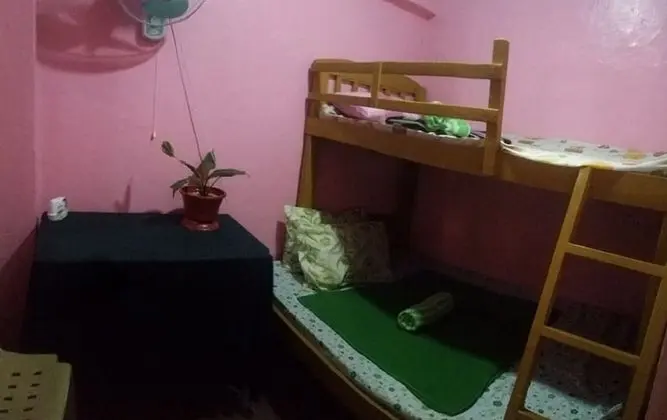 Ortak Ranzalı Oda, Karma Ranzalı Oda (1 Bed in 6-Bedded)