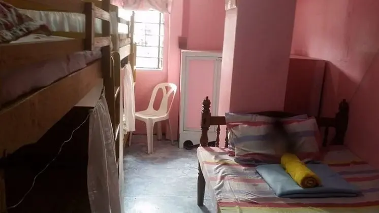 Ortak Ranzalı Oda, Karma Ranzalı Oda (1 Bed in 6-Bedded)