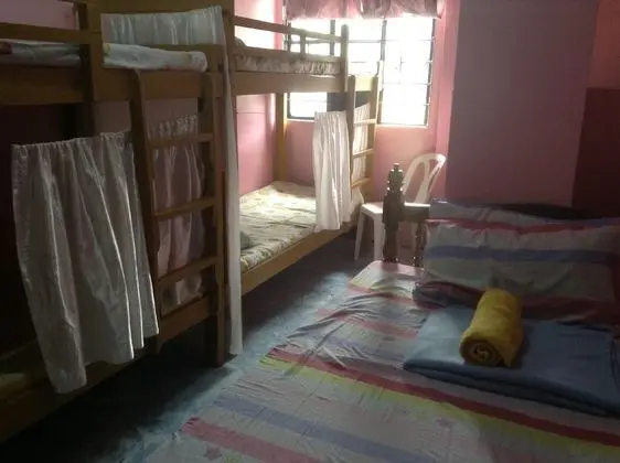Ortak Ranzalı Oda, Karma Ranzalı Oda (1 Bed in 6-Bedded)