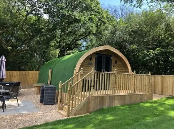 Kulübe, Özel Banyo