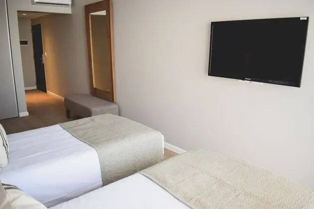 Superior Tek Büyük veya İki Ayrı Yataklı Oda