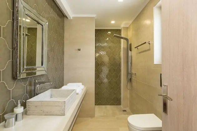 King Suite, Pool View