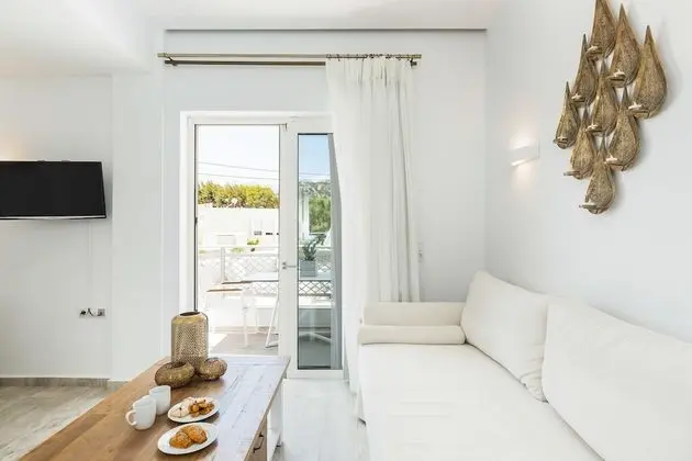 Süit, 2 Yatak Odası, Havuz Manzaralı