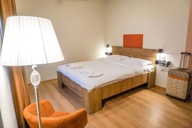Comfort Tek Büyük Yataklı Oda