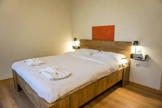 Comfort Tek Büyük Yataklı Oda