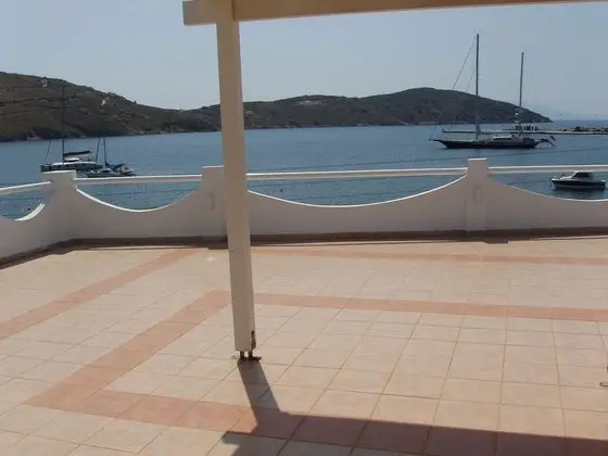 Comfort Tek Büyük veya İki Ayrı Yataklı Oda, Deniz Manzaralı