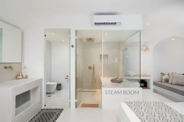 Cave Suite with Spa & Steam Room