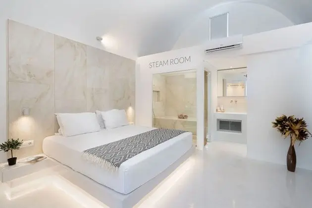 Sea View Suite with Private Pool & Steam Room